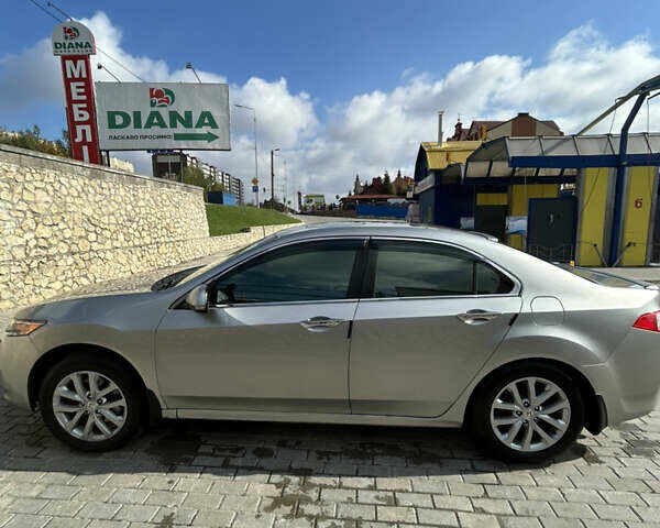 Сірий Хонда Аккорд, об'ємом двигуна 2.4 л та пробігом 271 тис. км за 8700 $, фото 4 на Automoto.ua