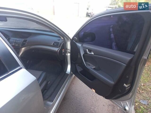 Сірий Хонда Аккорд, об'ємом двигуна 2.4 л та пробігом 59 тис. км за 10900 $, фото 16 на Automoto.ua
