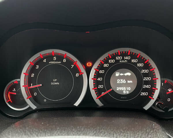 Серый Хонда Аккорд, объемом двигателя 2.4 л и пробегом 295 тыс. км за 7000 $, фото 12 на Automoto.ua