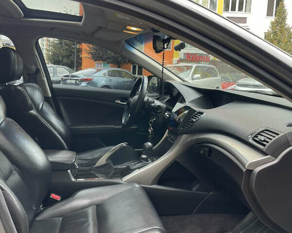 Серый Хонда Аккорд, объемом двигателя 2.4 л и пробегом 150 тыс. км за 11999 $, фото 68 на Automoto.ua