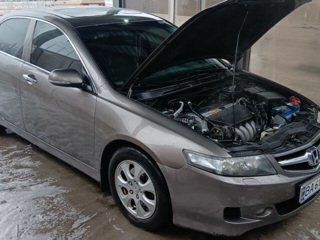 Серый Хонда Аккорд, объемом двигателя 2 л и пробегом 264 тыс. км за 5400 $, фото 6 на Automoto.ua
