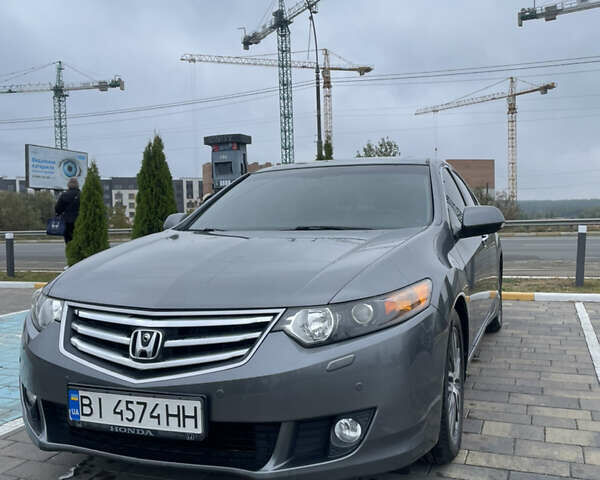 Серый Хонда Аккорд, объемом двигателя 2.4 л и пробегом 150 тыс. км за 11999 $, фото 3 на Automoto.ua