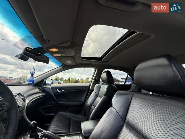 Серый Хонда Аккорд, объемом двигателя 2.35 л и пробегом 212 тыс. км за 9700 $, фото 13 на Automoto.ua