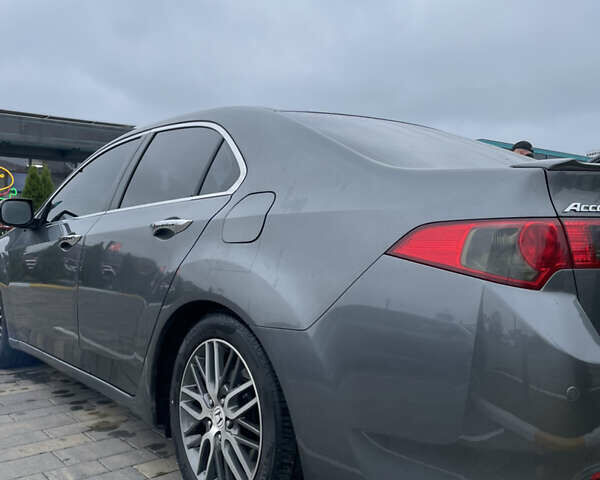 Серый Хонда Аккорд, объемом двигателя 2.4 л и пробегом 150 тыс. км за 11999 $, фото 24 на Automoto.ua