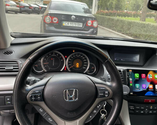 Серый Хонда Аккорд, объемом двигателя 2.4 л и пробегом 150 тыс. км за 11999 $, фото 48 на Automoto.ua