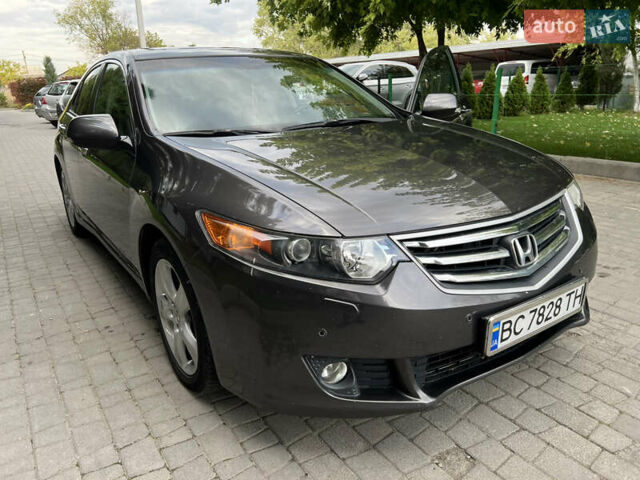 Серый Хонда Аккорд, объемом двигателя 2.4 л и пробегом 248 тыс. км за 8900 $, фото 16 на Automoto.ua