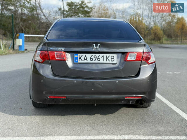 Серый Хонда Аккорд, объемом двигателя 2 л и пробегом 200 тыс. км за 8699 $, фото 6 на Automoto.ua