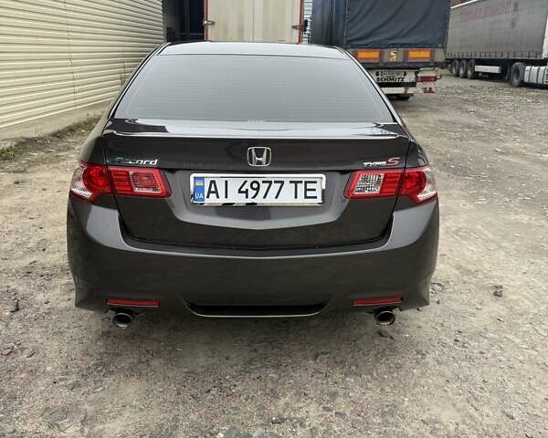 Серый Хонда Аккорд, объемом двигателя 2.35 л и пробегом 166 тыс. км за 11200 $, фото 6 на Automoto.ua