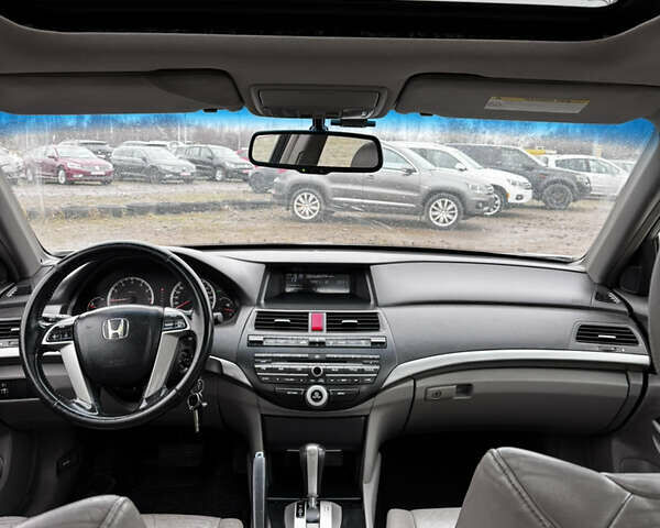 Сірий Хонда Аккорд, об'ємом двигуна 2.4 л та пробігом 231 тис. км за 6250 $, фото 19 на Automoto.ua