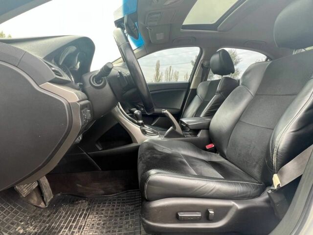 Серый Хонда Аккорд, объемом двигателя 2 л и пробегом 245 тыс. км за 7400 $, фото 12 на Automoto.ua