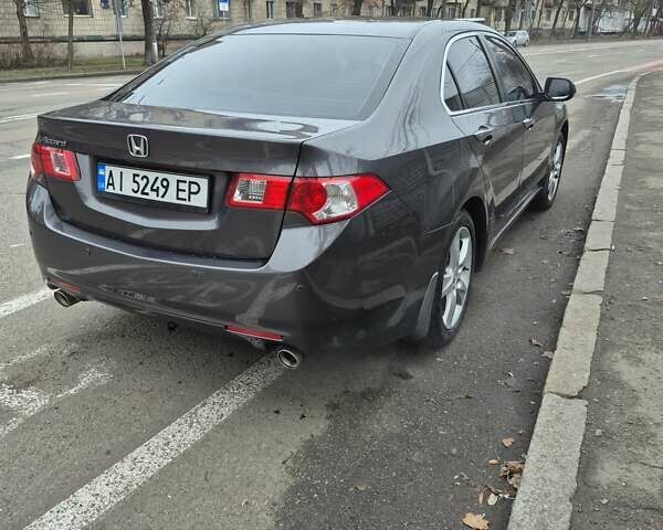 Сірий Хонда Аккорд, об'ємом двигуна 2.35 л та пробігом 190 тис. км за 10300 $, фото 1 на Automoto.ua