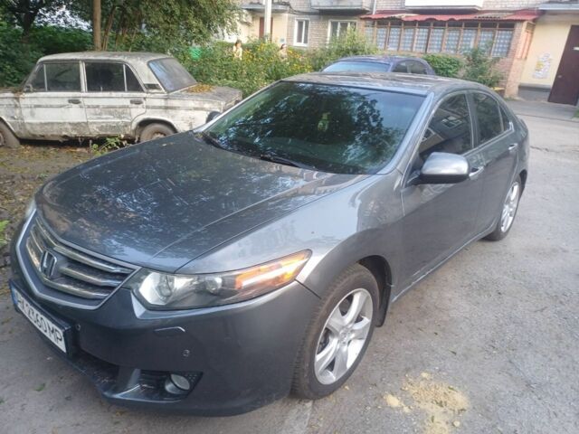 Сірий Хонда Аккорд, об'ємом двигуна 2.4 л та пробігом 254 тис. км за 7875 $, фото 6 на Automoto.ua