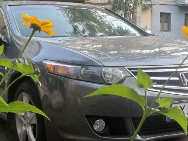 Сірий Хонда Аккорд, об'ємом двигуна 2.4 л та пробігом 254 тис. км за 7875 $, фото 5 на Automoto.ua