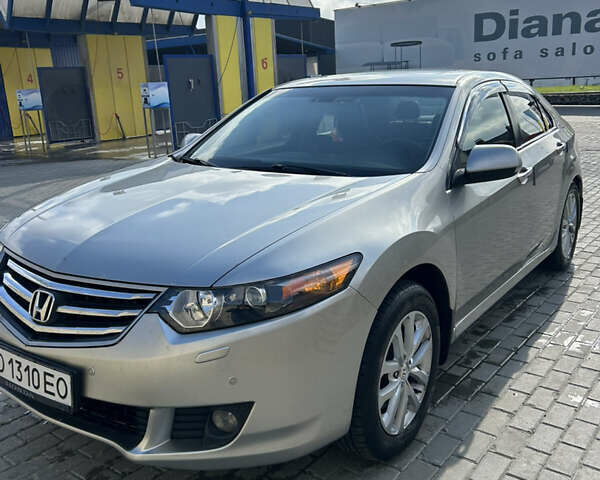 Сірий Хонда Аккорд, об'ємом двигуна 2.4 л та пробігом 271 тис. км за 8700 $, фото 12 на Automoto.ua