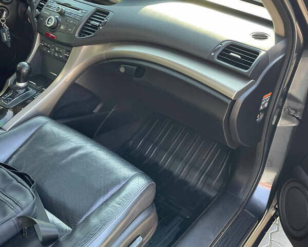 Сірий Хонда Аккорд, об'ємом двигуна 2.4 л та пробігом 260 тис. км за 8000 $, фото 10 на Automoto.ua