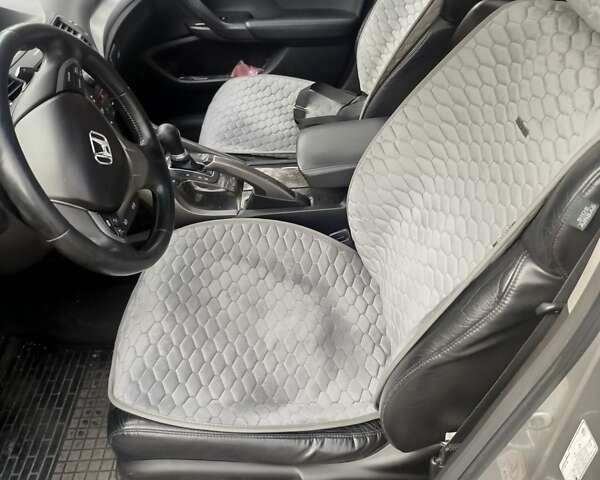 Сірий Хонда Аккорд, об'ємом двигуна 2 л та пробігом 185 тис. км за 9900 $, фото 5 на Automoto.ua