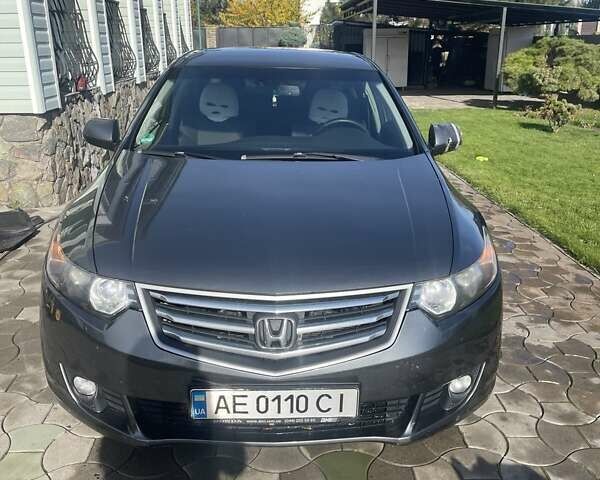 Серый Хонда Аккорд, объемом двигателя 2 л и пробегом 344 тыс. км за 8329 $, фото 1 на Automoto.ua