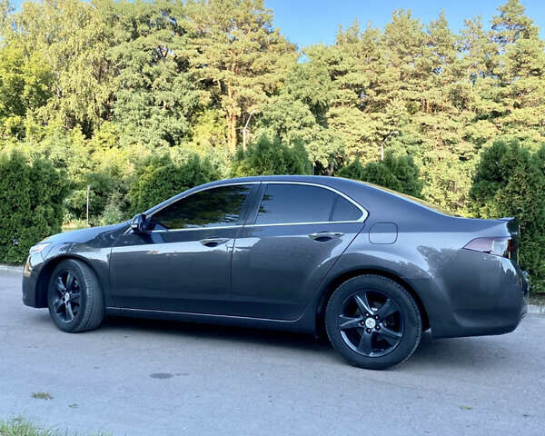 Сірий Хонда Аккорд, об'ємом двигуна 2 л та пробігом 285 тис. км за 7999 $, фото 9 на Automoto.ua