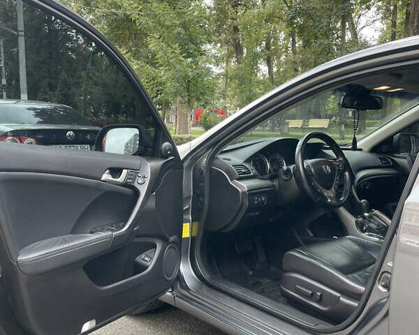 Серый Хонда Аккорд, объемом двигателя 2.4 л и пробегом 150 тыс. км за 11999 $, фото 44 на Automoto.ua