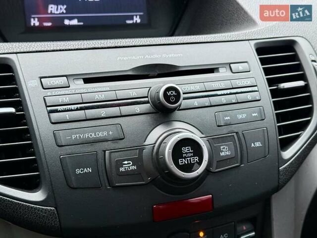 Серый Хонда Аккорд, объемом двигателя 2.4 л и пробегом 203 тыс. км за 9500 $, фото 18 на Automoto.ua