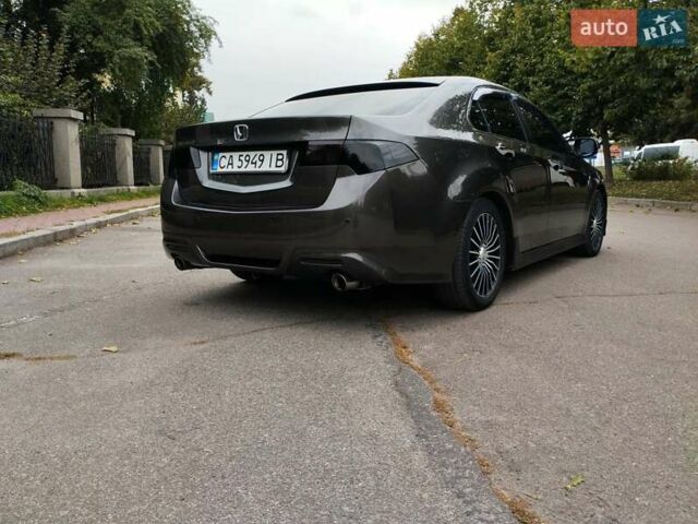Сірий Хонда Аккорд, об'ємом двигуна 2 л та пробігом 249 тис. км за 8700 $, фото 9 на Automoto.ua