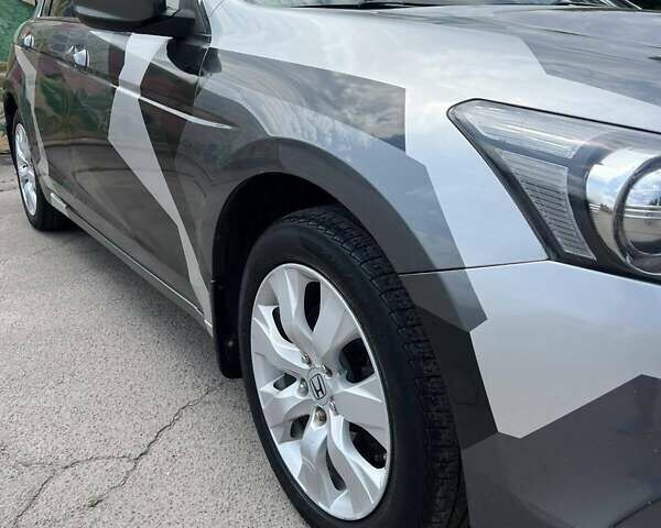 Серый Хонда Аккорд, объемом двигателя 2.4 л и пробегом 268 тыс. км за 8700 $, фото 20 на Automoto.ua