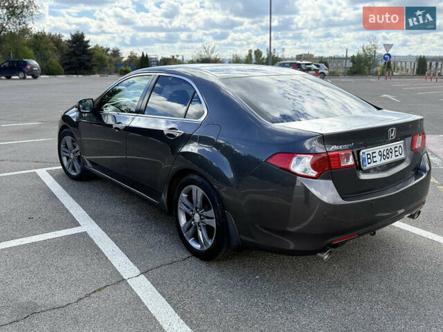 Серый Хонда Аккорд, объемом двигателя 2.35 л и пробегом 212 тыс. км за 9700 $, фото 4 на Automoto.ua