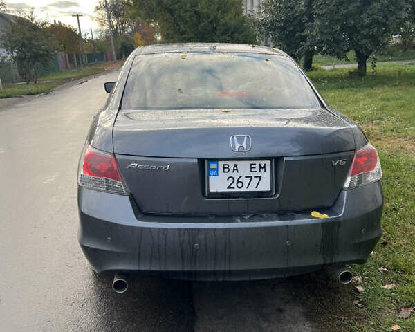 Серый Хонда Аккорд, объемом двигателя 3.5 л и пробегом 140 тыс. км за 8200 $, фото 2 на Automoto.ua