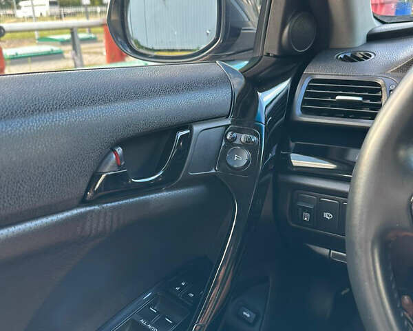 Серый Хонда Аккорд, объемом двигателя 2.35 л и пробегом 245 тыс. км за 9999 $, фото 18 на Automoto.ua