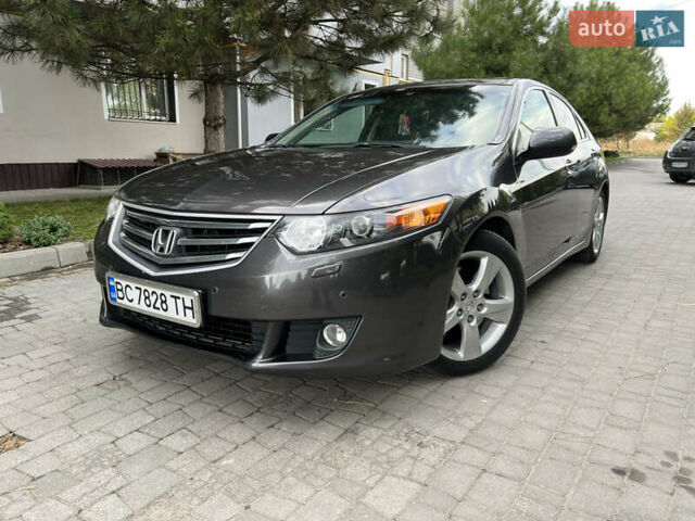 Серый Хонда Аккорд, объемом двигателя 2.4 л и пробегом 248 тыс. км за 8900 $, фото 13 на Automoto.ua