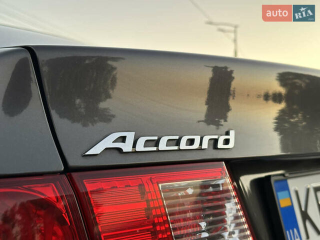 Сірий Хонда Аккорд, об'ємом двигуна 2.35 л та пробігом 167 тис. км за 8500 $, фото 7 на Automoto.ua
