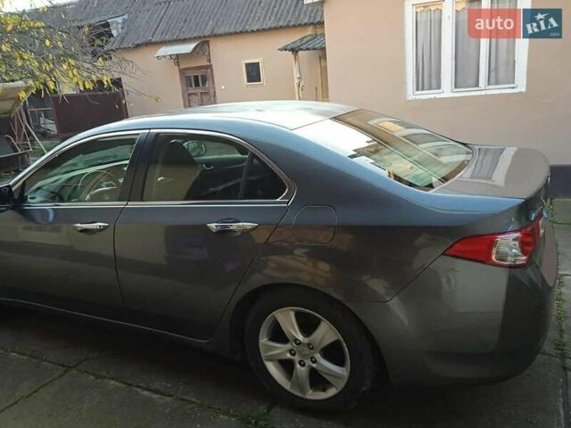 Серый Хонда Аккорд, объемом двигателя 2.2 л и пробегом 230 тыс. км за 9800 $, фото 4 на Automoto.ua