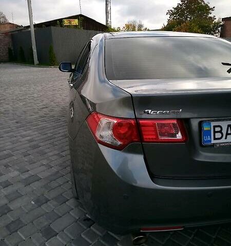 Серый Хонда Аккорд, объемом двигателя 2.4 л и пробегом 187 тыс. км за 11700 $, фото 9 на Automoto.ua