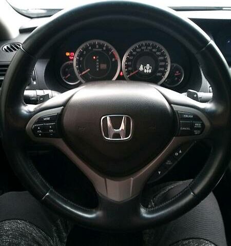 Серый Хонда Аккорд, объемом двигателя 2.4 л и пробегом 187 тыс. км за 11700 $, фото 26 на Automoto.ua