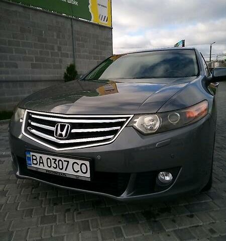 Серый Хонда Аккорд, объемом двигателя 2.4 л и пробегом 187 тыс. км за 11700 $, фото 1 на Automoto.ua