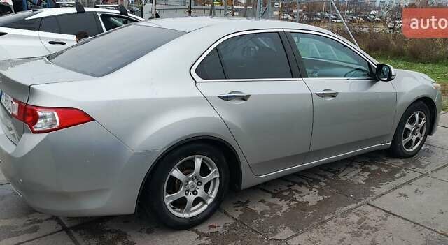 Серый Хонда Аккорд, объемом двигателя 2.2 л и пробегом 262 тыс. км за 8300 $, фото 3 на Automoto.ua