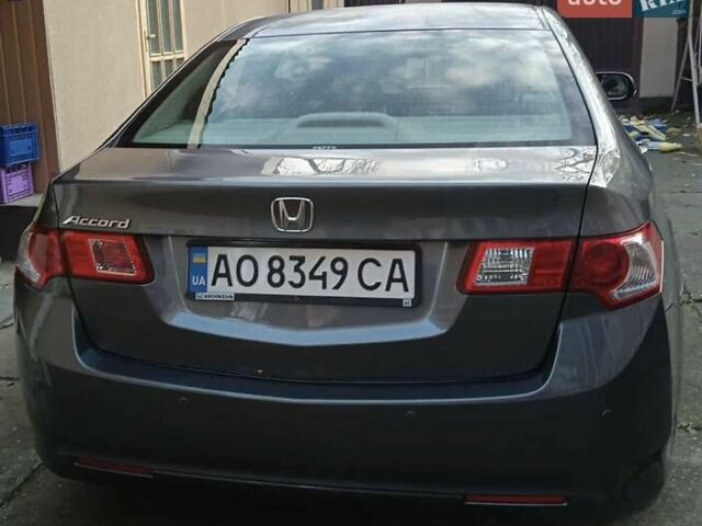 Серый Хонда Аккорд, объемом двигателя 2.2 л и пробегом 230 тыс. км за 9800 $, фото 11 на Automoto.ua