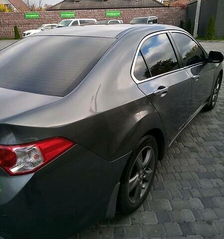 Серый Хонда Аккорд, объемом двигателя 2.4 л и пробегом 187 тыс. км за 11700 $, фото 12 на Automoto.ua