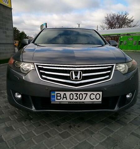 Серый Хонда Аккорд, объемом двигателя 2.4 л и пробегом 187 тыс. км за 11700 $, фото 2 на Automoto.ua