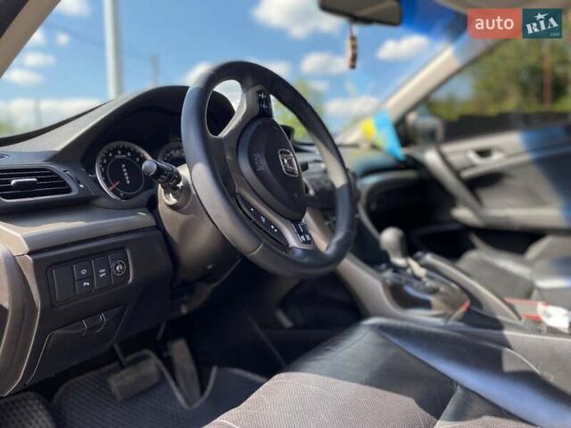 Серый Хонда Аккорд, объемом двигателя 2.4 л и пробегом 256 тыс. км за 11000 $, фото 14 на Automoto.ua