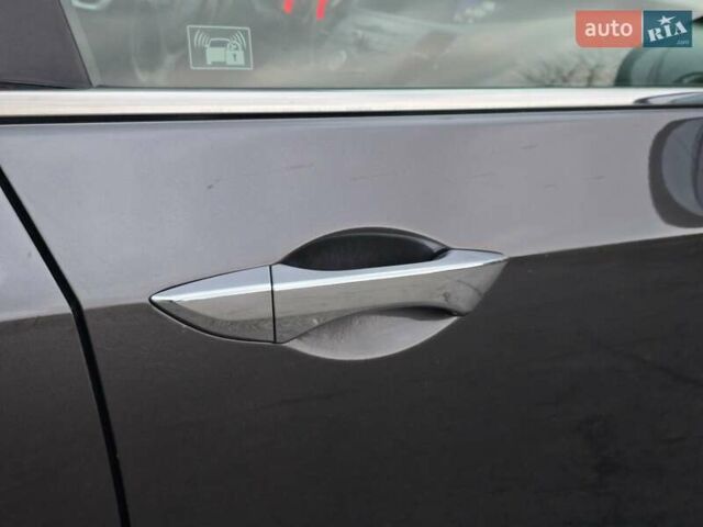 Серый Хонда Аккорд, объемом двигателя 2.4 л и пробегом 380 тыс. км за 9499 $, фото 16 на Automoto.ua