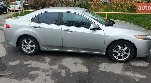 Серый Хонда Аккорд, объемом двигателя 2.2 л и пробегом 262 тыс. км за 8300 $, фото 8 на Automoto.ua
