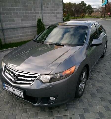 Серый Хонда Аккорд, объемом двигателя 2.4 л и пробегом 187 тыс. км за 11700 $, фото 5 на Automoto.ua