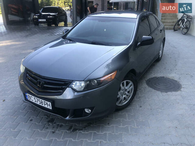 Серый Хонда Аккорд, объемом двигателя 2.2 л и пробегом 242 тыс. км за 8555 $, фото 13 на Automoto.ua