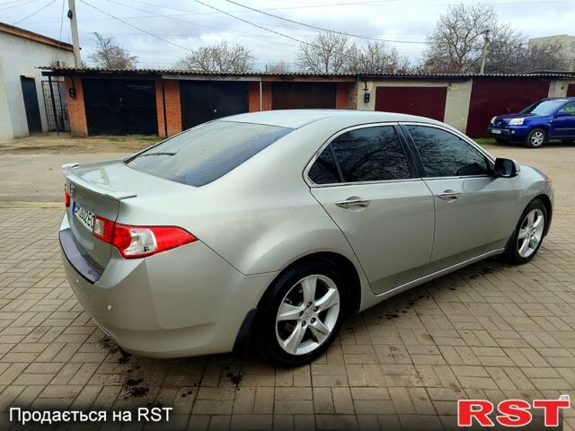 Сірий Хонда Аккорд, об'ємом двигуна 2 л та пробігом 256 тис. км за 8500 $, фото 4 на Automoto.ua