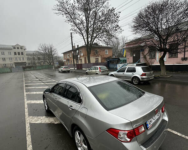 Сірий Хонда Аккорд, об'ємом двигуна 2 л та пробігом 286 тис. км за 8999 $, фото 12 на Automoto.ua