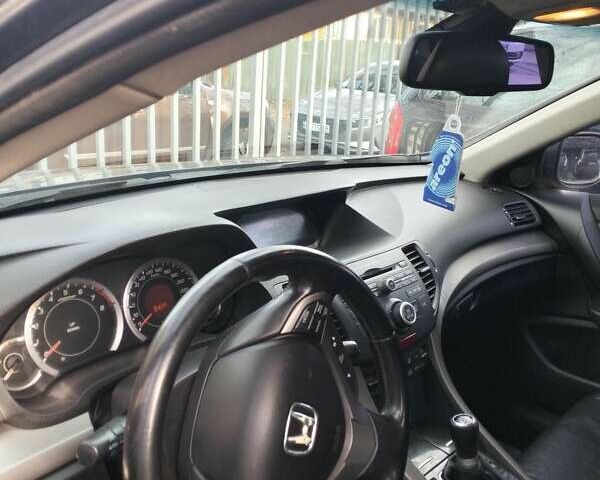 Серый Хонда Аккорд, объемом двигателя 2 л и пробегом 250 тыс. км за 9500 $, фото 22 на Automoto.ua