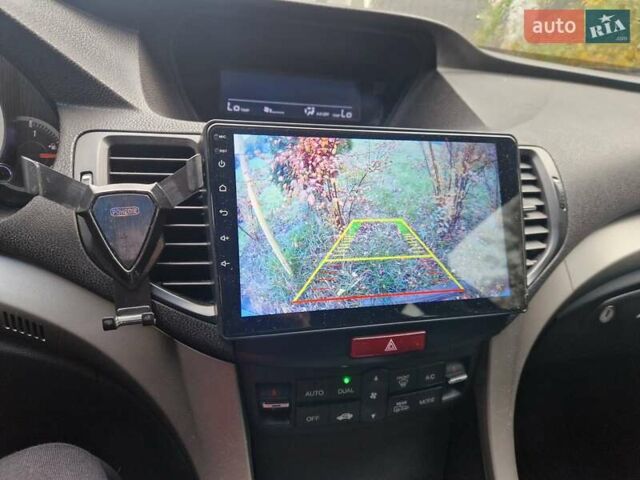 Серый Хонда Аккорд, объемом двигателя 2 л и пробегом 120 тыс. км за 10500 $, фото 4 на Automoto.ua