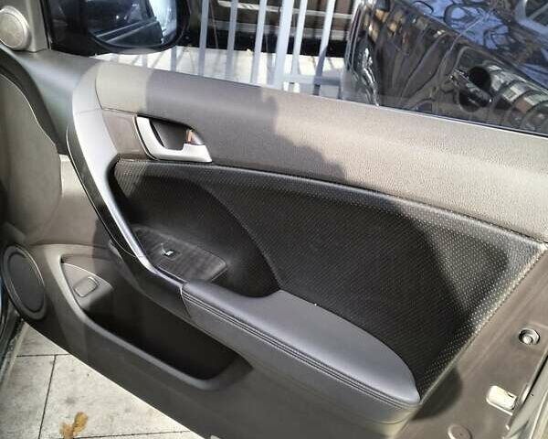 Серый Хонда Аккорд, объемом двигателя 2 л и пробегом 250 тыс. км за 9500 $, фото 13 на Automoto.ua