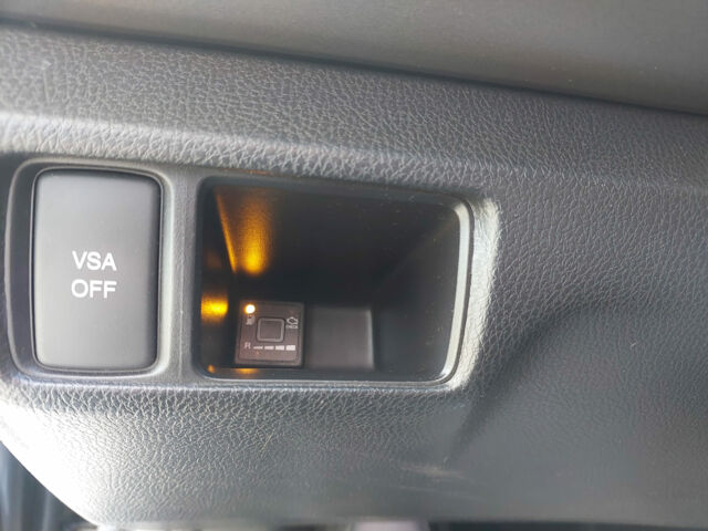 Серый Хонда Аккорд, объемом двигателя 2.4 л и пробегом 240 тыс. км за 9890 $, фото 29 на Automoto.ua